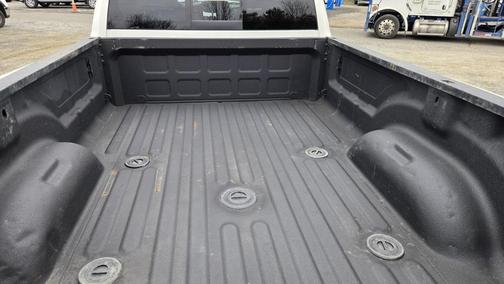 2024 RAM 3500 Laramie Crew Cab 4x4 8' Box