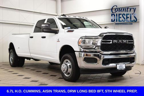 Bright White Clearcoat 2023 RAM 3500 Tradesman