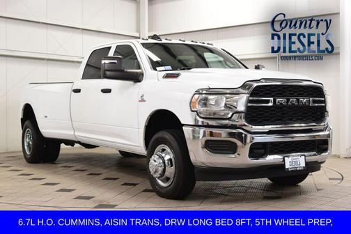Bright White Clearcoat 2023 RAM 3500 Tradesman