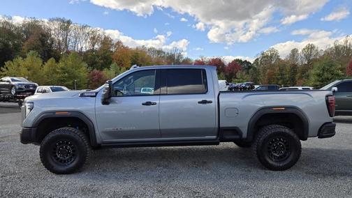 2024 GMC Sierra 2500 AT4