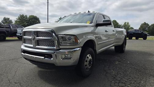 2018 RAM 3500 Laramie Crew Cab 4x4 8' Box