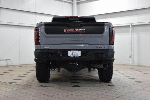 2024 GMC Sierra 2500 AT4X