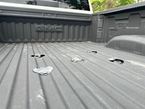 White Frost Tricoat 2025 GMC Sierra 2500 Denali Ultimate