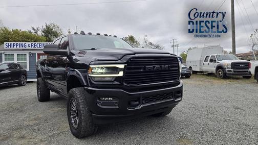 2022 RAM 2500 Laramie Crew Cab 4x4 6'4' Box