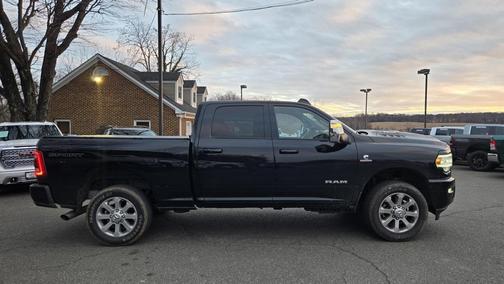 2024 RAM 2500 Laramie Crew Cab 4x4 6'4' Box