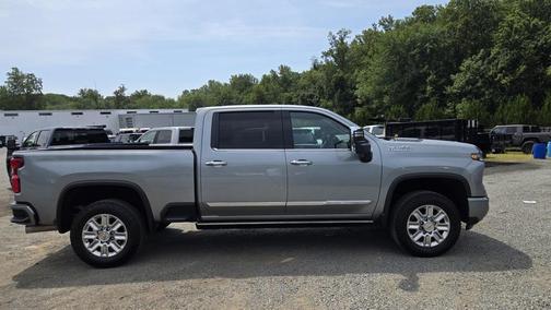 2024 Chevrolet Silverado 2500 High Country