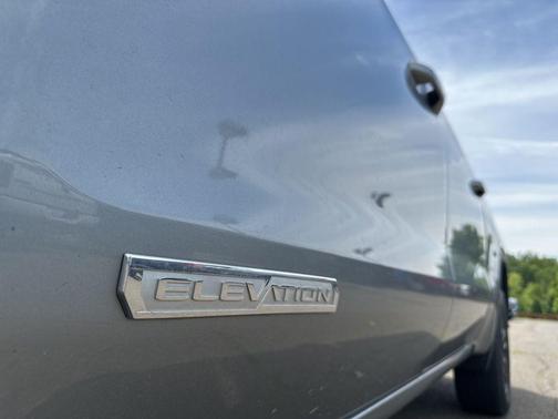 Sterling Metallic 2023 GMC Sierra 1500 Elevation