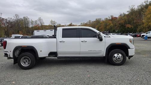 2023 GMC Sierra 3500 Denali