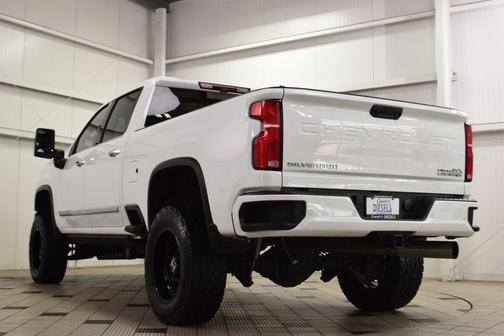 2024 Chevrolet Silverado 2500 High Country