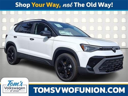 2025 Volkswagen Taos 1.5T SE Black