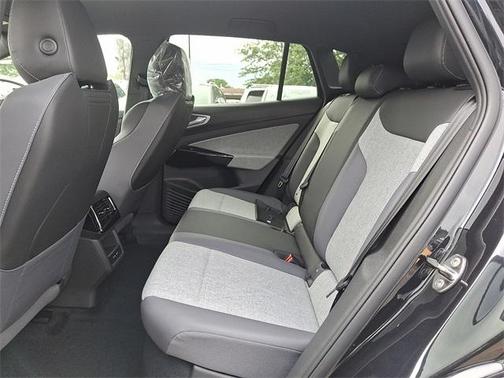 2025 Volkswagen ID.4 Pro