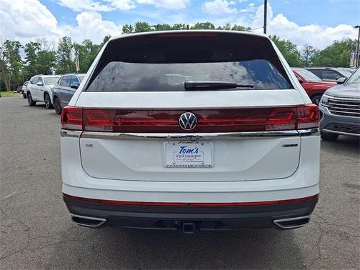 2025 Volkswagen Atlas 2.0T SE