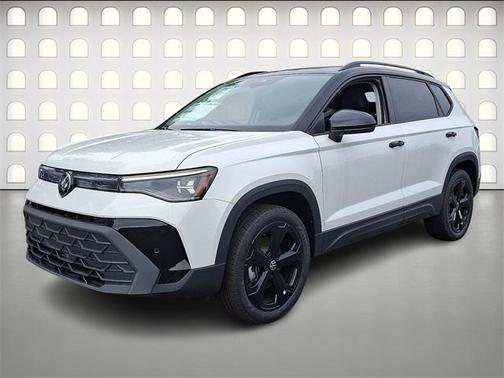 2025 Volkswagen Taos 1.5T SE Black
