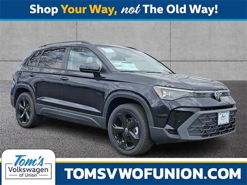 2025 Volkswagen Taos 1.5T SE Black