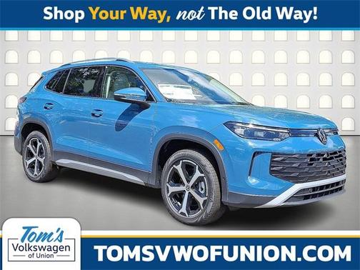 2025 Volkswagen Tiguan 2.0T SE