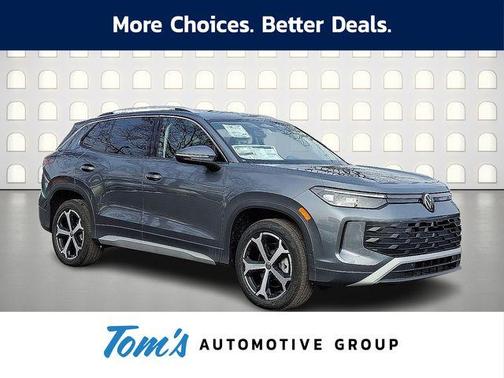 Platinum Gray Metallic 2026 Volkswagen Tiguan 2.0T SE