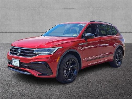 2024 Volkswagen Tiguan 2.0T SE R-Line Black