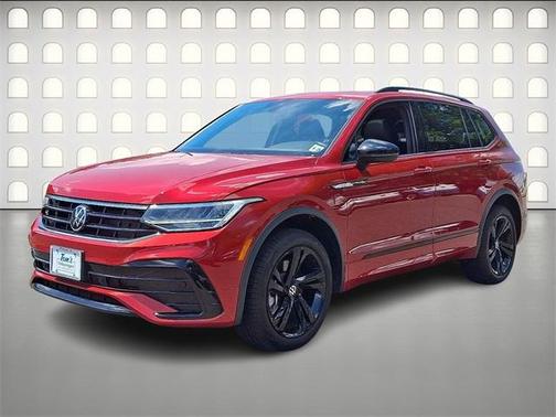 2024 Volkswagen Tiguan 2.0T SE R-Line Black
