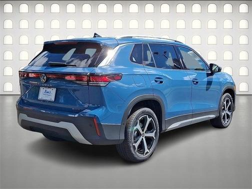 2025 Volkswagen Tiguan 2.0T SE