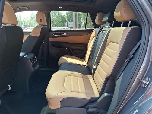 2025 Volkswagen Atlas Cross Sport 2.0T SEL R-Line Black
