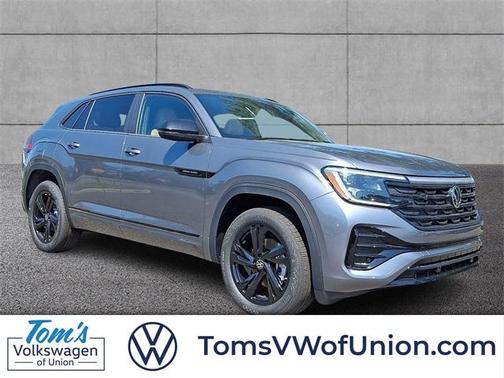 2025 Volkswagen Atlas Cross Sport 2.0T SEL R-Line Black
