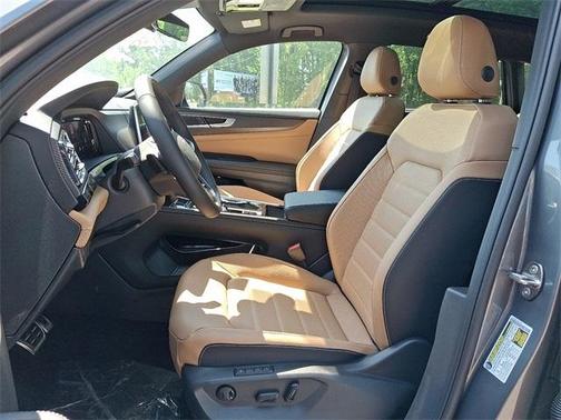 2025 Volkswagen Atlas Cross Sport 2.0T SEL R-Line Black