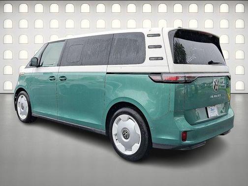 Mahi Green Metallic - Candy White 2025 Volkswagen ID. Buzz 1st Edition