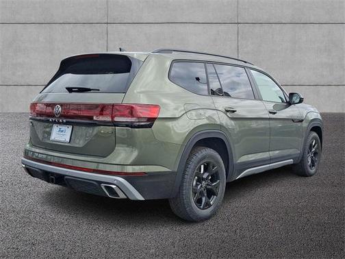 2025 Volkswagen Atlas 2.0T Peak Edition