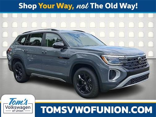 2025 Volkswagen Atlas 2.0T Peak Edition