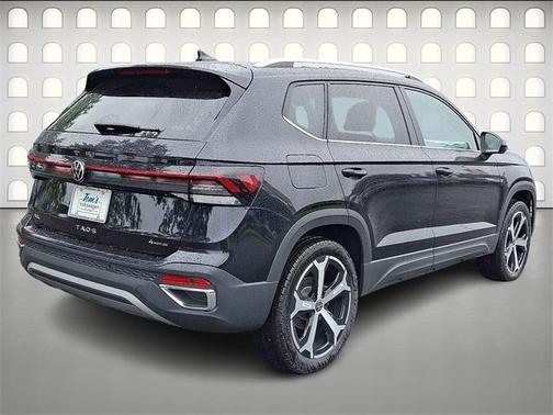 2025 Volkswagen Taos 1.5T SEL