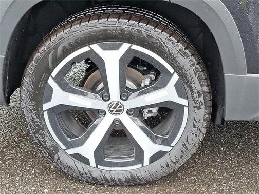 2025 Volkswagen Taos 1.5T SEL