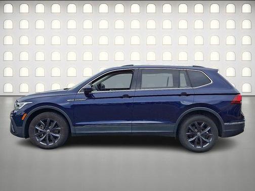 Atlantic Blue 2022 Volkswagen Tiguan 2.0T SE