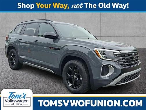 2025 Volkswagen Atlas 2.0T Peak Edition