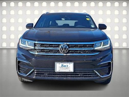 2022 Volkswagen Atlas Cross Sport 2.0T SEL R-Line