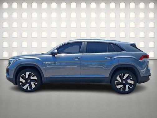 Platinum Gray Metallic 2024 Volkswagen Atlas Cross Sport 2.0T SE w/Technology