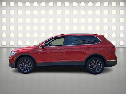 Kings Red 2022 Volkswagen Tiguan 2.0T SE