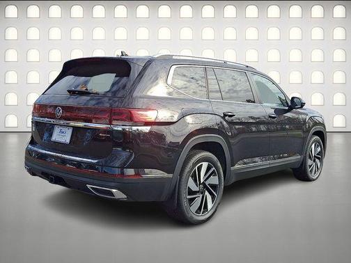 Deep Black Pearl Effect 2026 Volkswagen Atlas 2.0T SEL