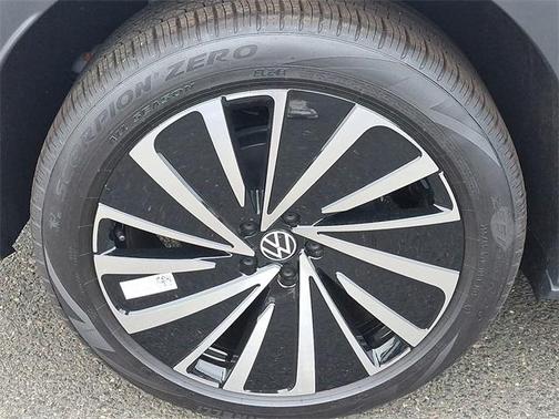 2025 Volkswagen ID.4 Pro
