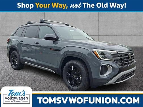 2025 Volkswagen Atlas 2.0T Peak Edition
