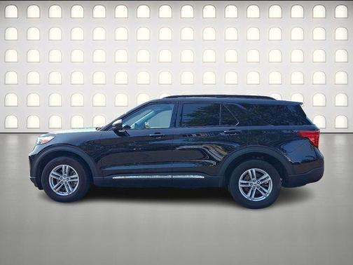 Black Metallic 2023 Ford Explorer XLT