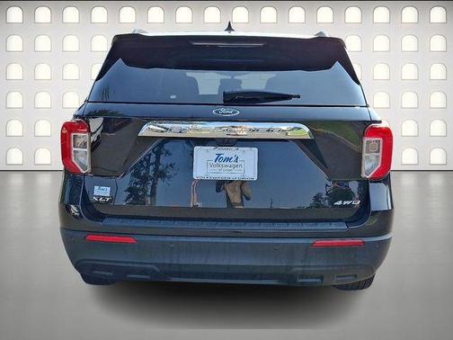 Black Metallic 2023 Ford Explorer XLT
