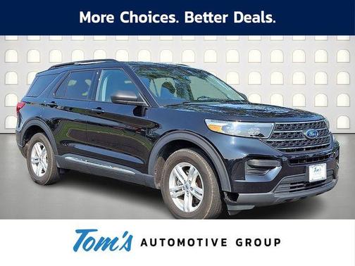 Black Metallic 2023 Ford Explorer XLT