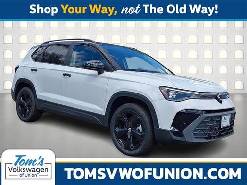 2025 Volkswagen Taos 1.5T SE Black