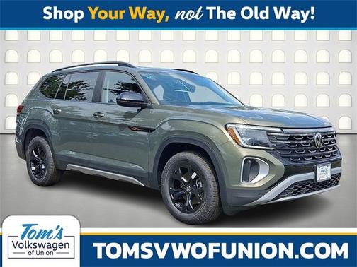 2025 Volkswagen Atlas 2.0T Peak Edition