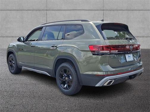 2025 Volkswagen Atlas 2.0T Peak Edition