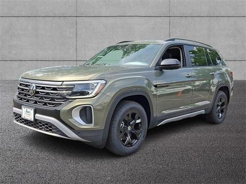 2025 Volkswagen Atlas 2.0T Peak Edition