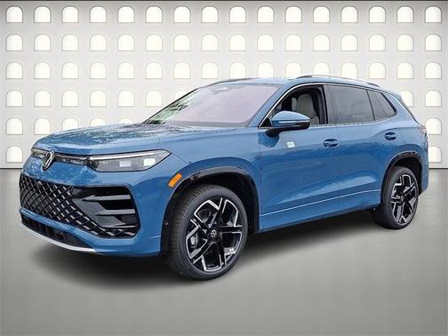 2026 Volkswagen Tiguan 2.0T SEL R-Line