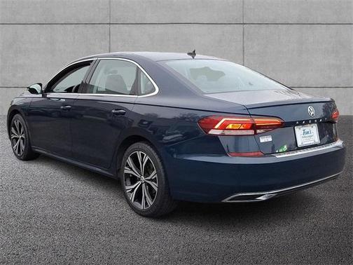 2021 Volkswagen Passat 2.0T SE