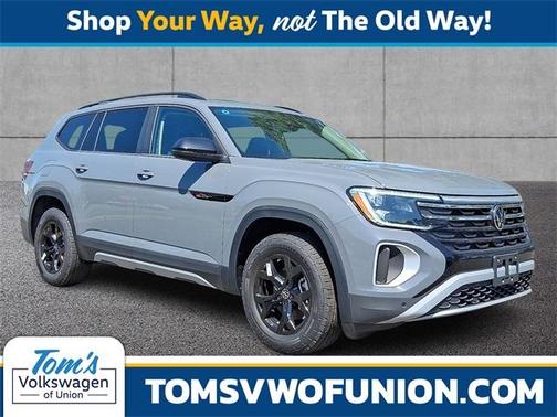 2025 Volkswagen Atlas 2.0T Peak Edition