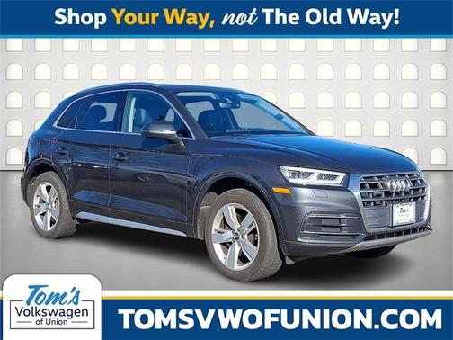 2018 Audi Q5 2.0T Premium Plus